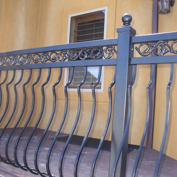Montclair Belly Railing