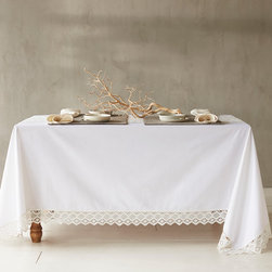 Grand Lace Tablecloth - Tablecloths