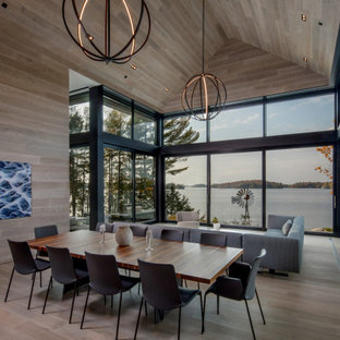 Esszimmer mit eingelassener Decke und Holzdecke Ideen, Design & Bilder