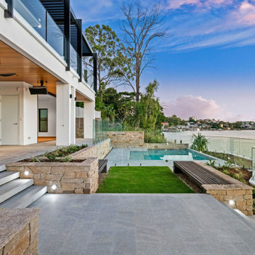 Aaron Avenue Residence