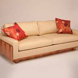 32-02 Kao Frame Sofa - Sofas