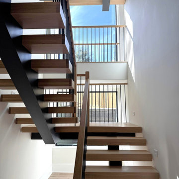 Project #139 | Four Story Modern Floating Staircase