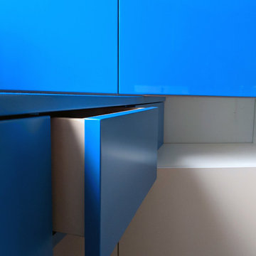 Studio in blu