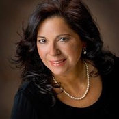 Linda Acevedo's photo