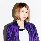 Mari Hikita's photo