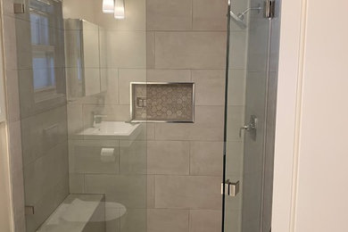 Elegant bathroom photo in San Francisco
