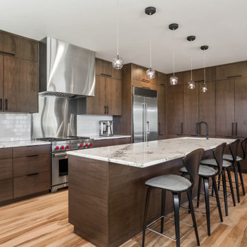 Sunriver | Mid-Century Modern Riverfront Remodel