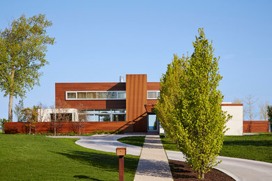 Trendy exterior home photo in Chicago