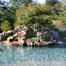 spas/hot tubs/pools