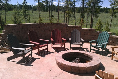 Example of a mountain style patio design in Denver