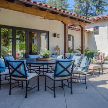 La Canada Blvd Residence: Patio