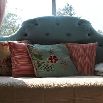 Interior Decorating / Girly Floral Bedroom