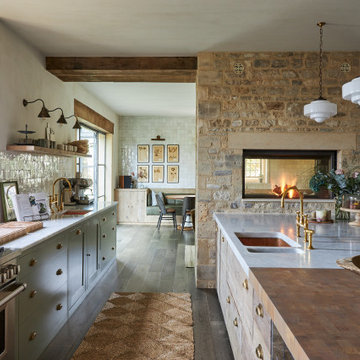 COTSWOLDS Grade 2 listed Farmhouse & New-Build Outbuildings