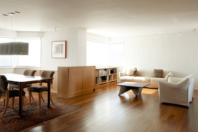 Living room photo in New York
