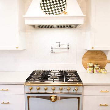 Carrousel Drive Kitchen/Laundry/Powder