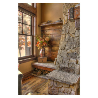 Pig Bay 4 - Rustic - Living Room - Minneapolis - by Lands End ...