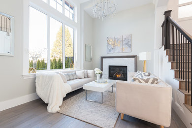 Example of a minimalist home design design in Vancouver