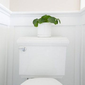 Grid Glass Arabascato Marble Bathroom