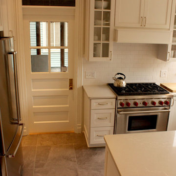 Elegant Farmhouse Kitchen