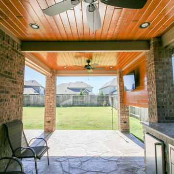 Patio Cover and Outdoor Kitchen: Cypress, TX