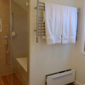 Chevy Chase MD Single Family House Bathrooms