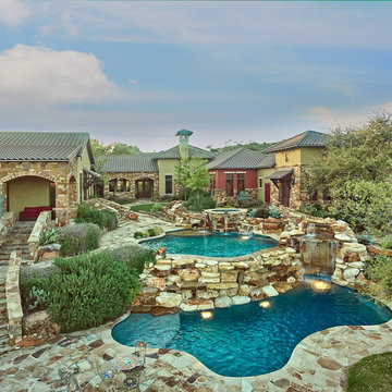 Rustic Boerne Pool
