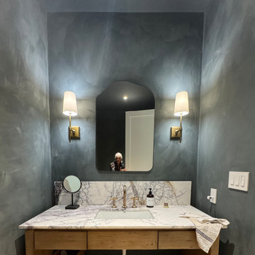Accord Residence Powder Room