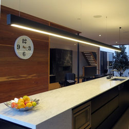 Contemporary House on the Brisbane River - Pendant Lighting