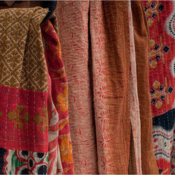 Rizzy Luxury Throws - Throws