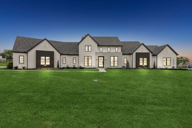 Inspiration for a transitional exterior home remodel in Dallas