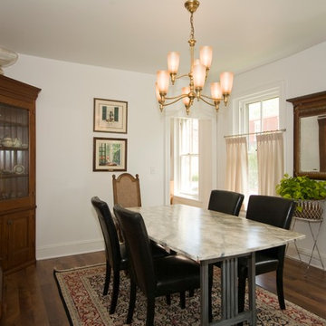 The dining room is looking good again