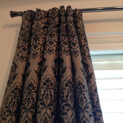 Lina Nobleton - Curtains