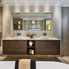 1st floor bath