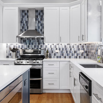 A Sleek, Modern Chicago Kitchen