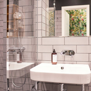 Skandinavische Badezimmer mit freistehendem Waschtisch Ideen, Design