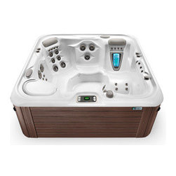 Aria&reg; - Hot Tubs
