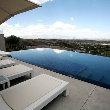 Negative Edge & Perimeter Overflow Pools in Las Vegas, Poolscapes LLC