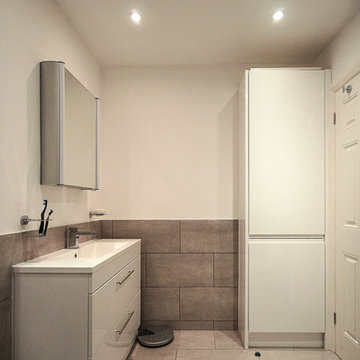Bathroom storage