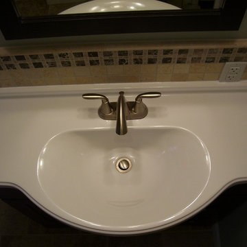 Gates, NY: Bathroom Remodel