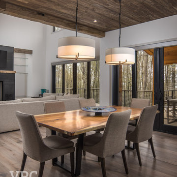 Modern Oak Lodge