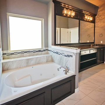 Large Master Bathroom with Separate Tub and Shower