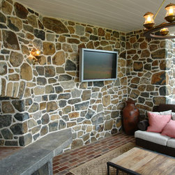 Enjoying the outdoors with technology - Home Electronics