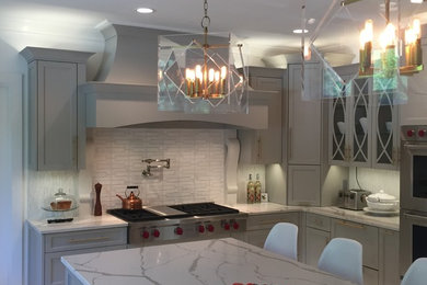 Inspiration for a transitional kitchen remodel in New York