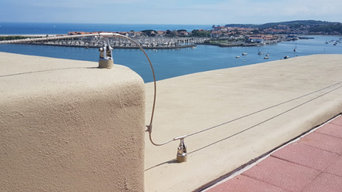 Líneas de vida salvando saltos de nivel en Parador de Hondarribia, Guipúzcoa