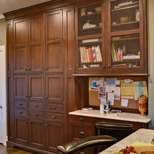 Butler's Pantry/Beverage Center
