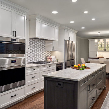 Elegant Transitional Kitchen Renovation