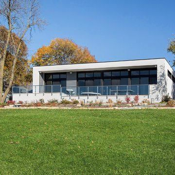 Contemporary Ranch with Golf Course Views