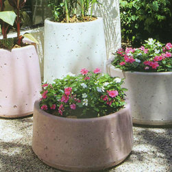 Concrete Mesa Planters - Outdoor Pots And Planters