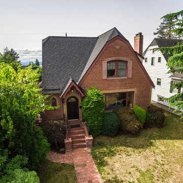 Seattle Tudor Home Roof Replacement