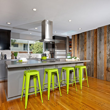 Custom Kitchen Cabinets
